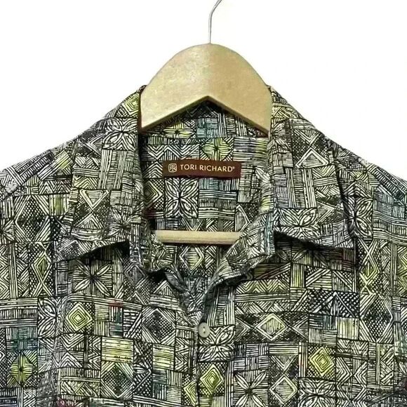 Tori Richard Aloha Shirt S Multicolor Hawaiian Print Cotton Lawn Classic Casual - Picture 3 of 6